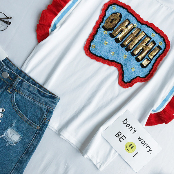 Καλοκαίρι κυρίες μπλούζα με κροσσώδης μανίκια σε λευκό και μπλε