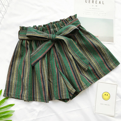 σορτς Χρωματιστά ελεύθερο γυναικών με ζώνη