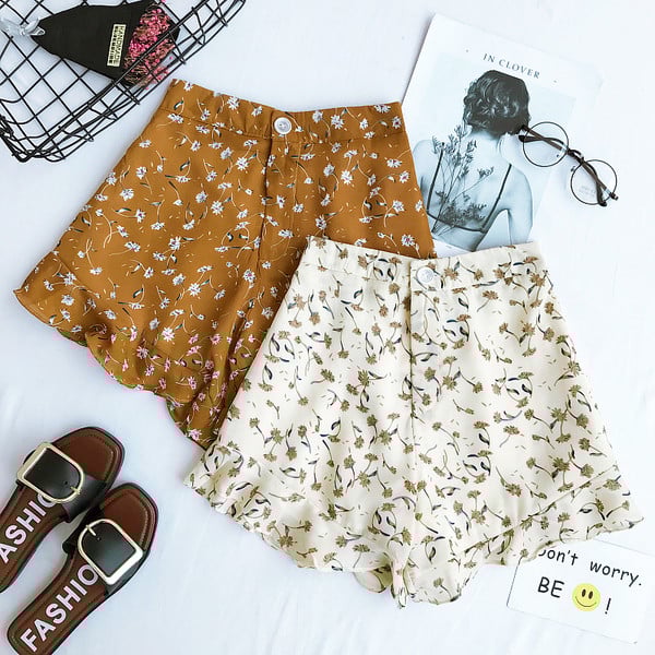 σορτς Wide κυρίες floral μοτίβο