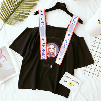 Σύγχρονη κυρίες μπλούζα με γυμνά ώμους και ελαστικά σε μαύρο, λευκό και κόκκινο