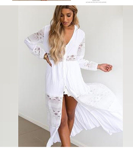 Καλοκαίρι κυρίες φόρεμα σε λευκό χρώμα με μακριά μανίκια