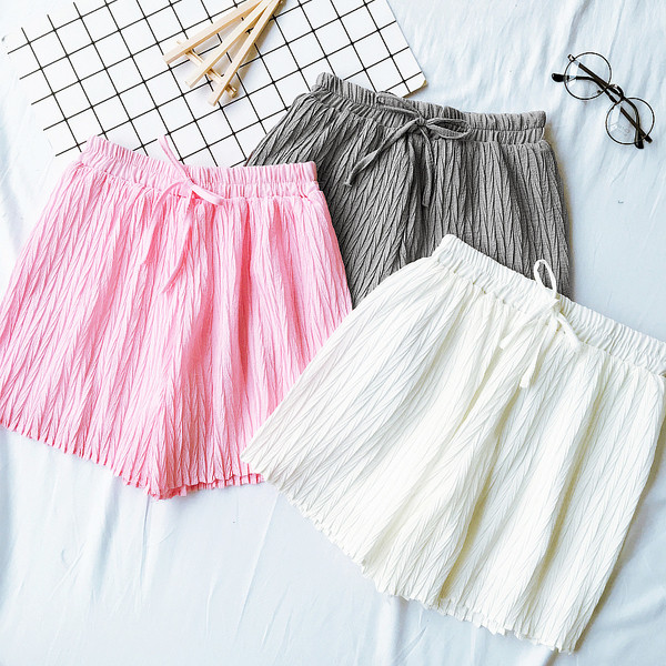 Σύντομη κυρίες πτυχωτό παντελόνι σε γκρι, μαύρο και άσπρο