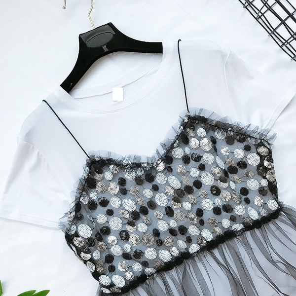 Κομψό κυρίες μπλούζα με μίμηση γιλέκο από τη διακόσμηση δαντέλα