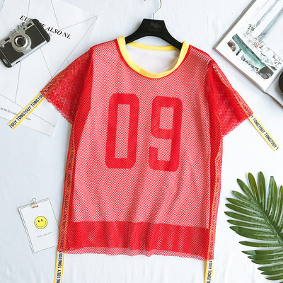 Αθλητικά κυρίες T-shirt με πλέγμα σε κίτρινο, κόκκινο, ροζ και μαύρο