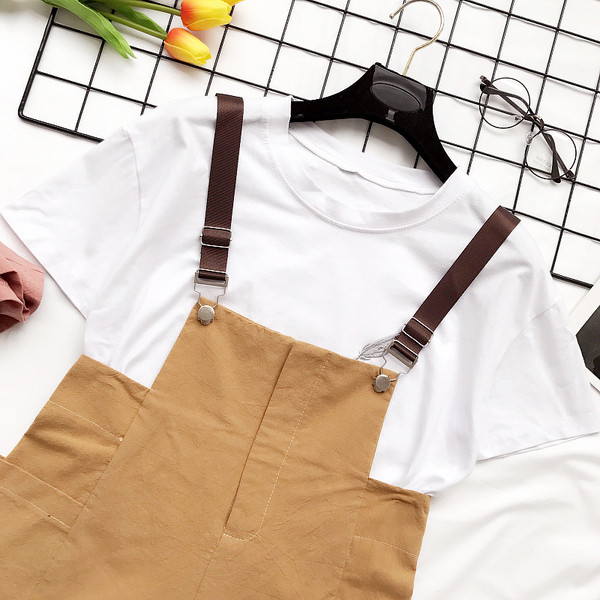 Κομψό κυρίες στολή σε μπεζ, λευκό και ροζ