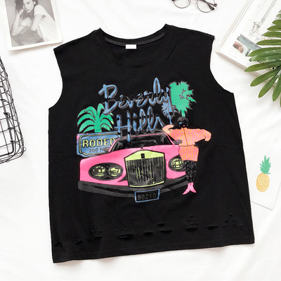 Φρέσκα κυρίες πουκάμισο με μια εικόνα σε διάφορα χρώματα