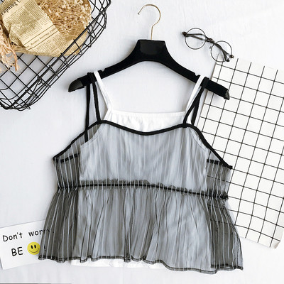 οροφή της δεξαμενής Κομψή γυναικεία παλτό δαντέλα σε μαύρο και άσπρο