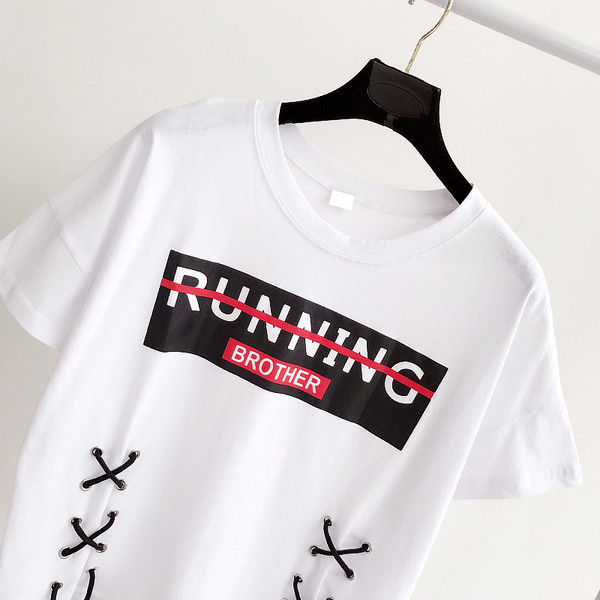 Casual κορυφές επισημαίνονται συνδέσεις σε τέσσερα χρώματα