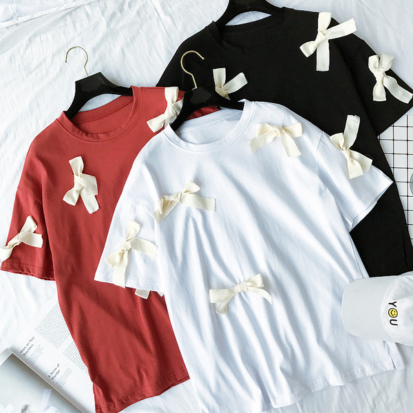 μπλούζα Κομψή γυναικεία σε μαύρο, κόκκινο και λευκό χρώμα με κορδέλες