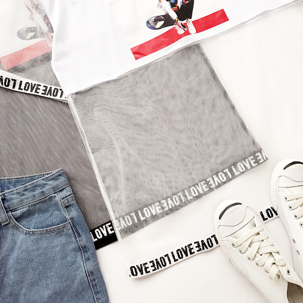 Διαφανής κυρίες μπλούζα σε λευκό και μαύρο