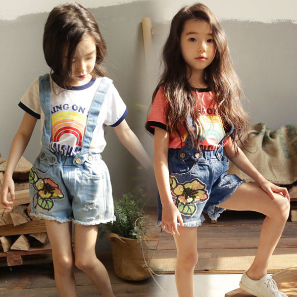 Стилни детски къси панталони за момичета в син и тъмносин цвят с бродерия и тиранти