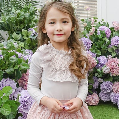 Свежа детска блуза за момичета с дантела 