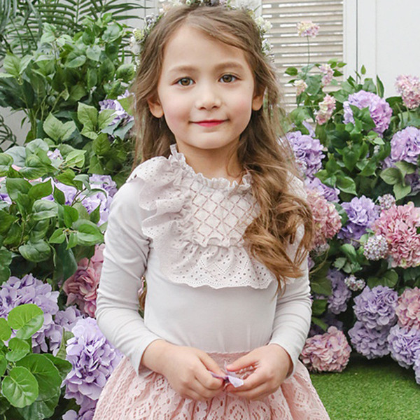 Свежа детска блуза за момичета с дантела 