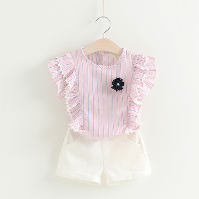 Απαλό σύνολο για κορίτσια - κοντό παντελόνι σε λευκό με ριγέ φανέλα σε ροζ και μπλε χρώμα