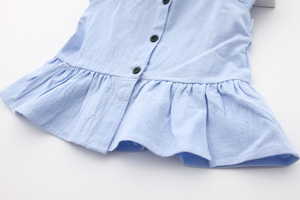 Κομψό παιδικό σετ για κορίτσια με μακρύ παντελόνι σε λευκό και φρέσκο ​​μπλε αμάνικο