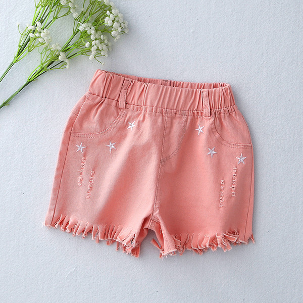 Сладки детски къси панталони в черен, бял и розов цвят - ластични, с ресни