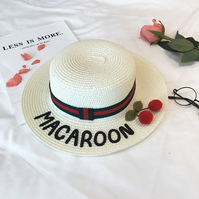 Сладка детска шапка за момичета с надпис