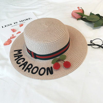 Сладка детска шапка за момичета с надпис