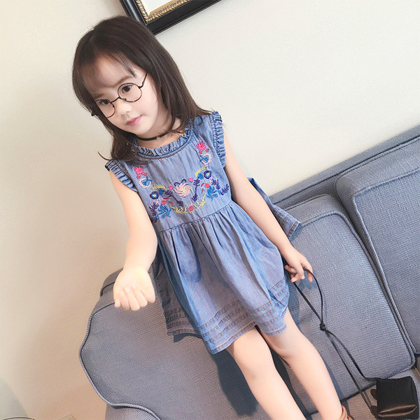 Лятна детска рокля за момичета в син цвят с бродерия