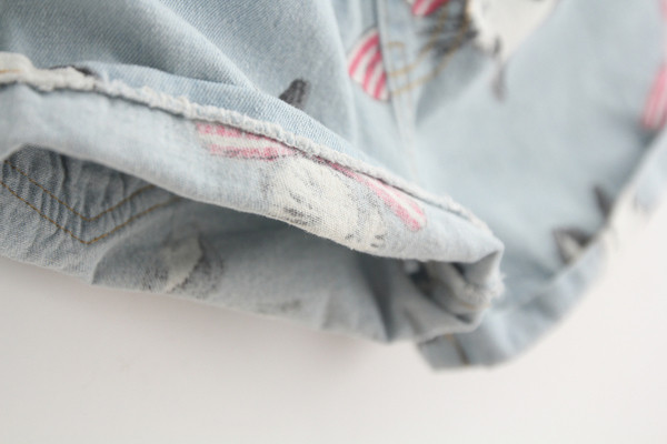 Красиви детски панталони за момичета с изображение на зайче