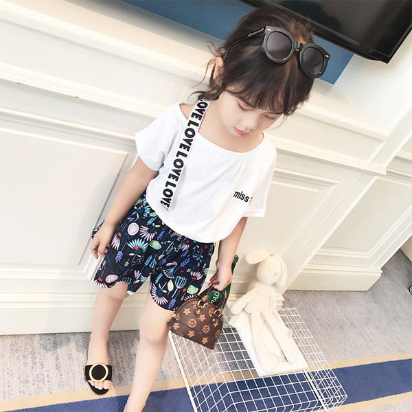 Лятна детска блуза за момичета в бял цвят с надпис