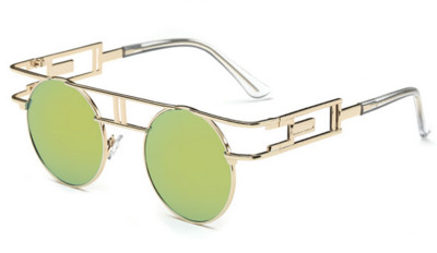 Екстравагантни дамски очила с интересна форма на рамката - 12 модела