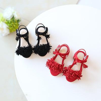 Стилни детски сандали за момичета в червен и черен цвят с ресни