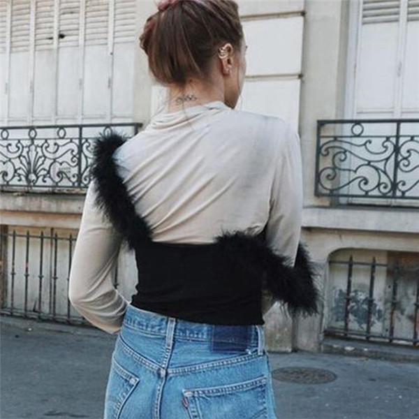 Много нежен дамски потник с изключителни презрамки с пух