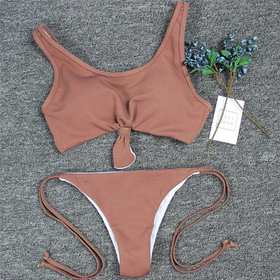 Стилен дамски бански костюм от две части в 7 различни цвята