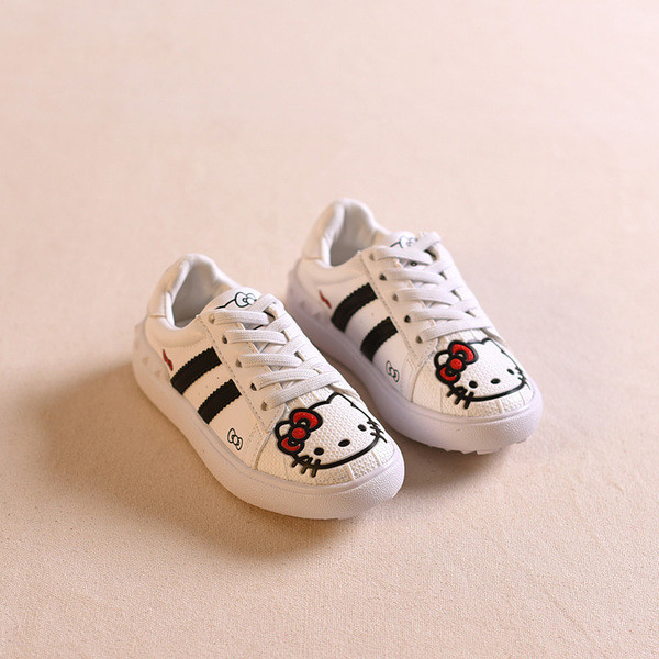 интересен модел детски кецове за момичета с картинки