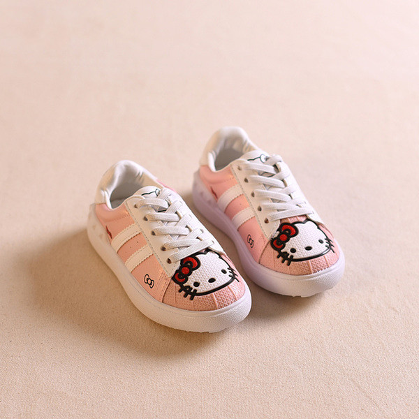 интересен модел детски кецове за момичета с картинки