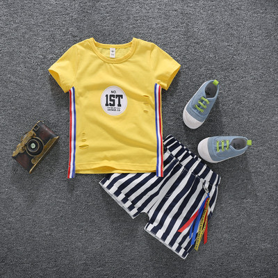 Стилен детски комплект за момчета - тениска + панталон в различни цветове