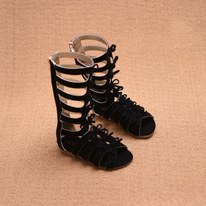 Стилни детски сандали за момичета с дълги каишки в черен и кафяв цвят