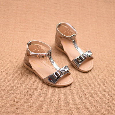 Сладки сандали за момичета с панделка в бял, сребърен и розов цвят