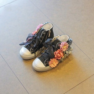 Красиви детски кецове с флорална 3D декорация