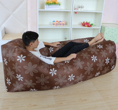 Надуваем диван за къмпинг в различни разцветки - много удобен