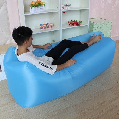 Надуваем диван за къмпинг в различни разцветки - много удобен