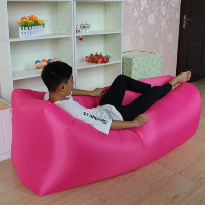 Надуваем диван за къмпинг в различни разцветки - много удобен