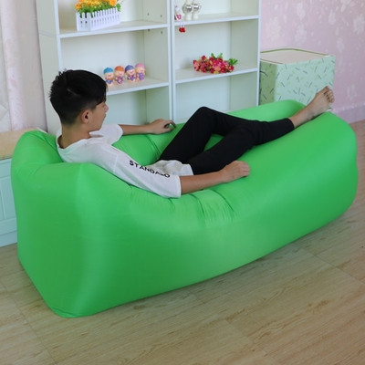 Надуваем диван за къмпинг в различни разцветки - много удобен