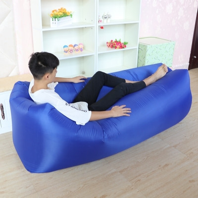 Надуваем диван за къмпинг в различни разцветки - много удобен