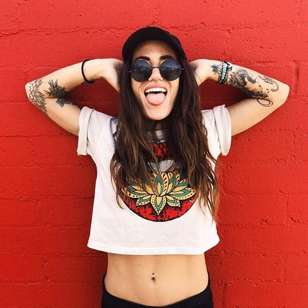 Ежедневна дамска тениска с изображение