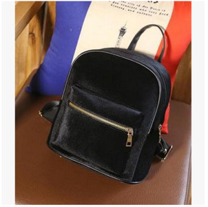 Семпла дамска раница в различни цветове - имитация на велур