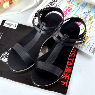 Стилни гумени дамски сандали в семпъл модел