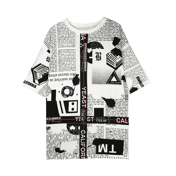 Όμορφες κυρίες Ζακέτα με 3/4 μανίκια σε ένα ευρύ μοντέλο με επιγραφές