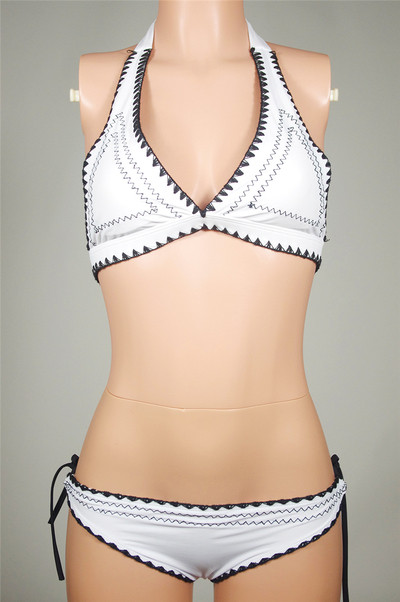 Ενδιαφέρουσες Maillot με όμορφα γεωμετρικά σχήματα