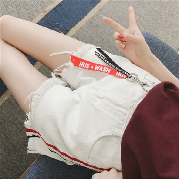 Άνετα σύντομο κυρίες παντελόνι με περιθώριο