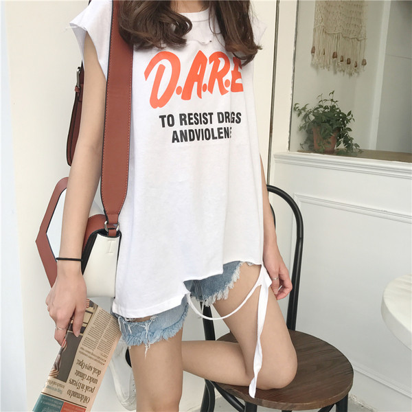 Широка дамска блуза с надпис в различни цветове