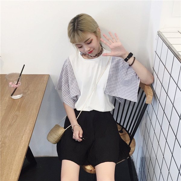 Интересна дамска блуза с широки ръкави на каре 