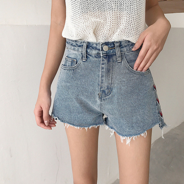 Модерни дамски къси панталони с висока талия 