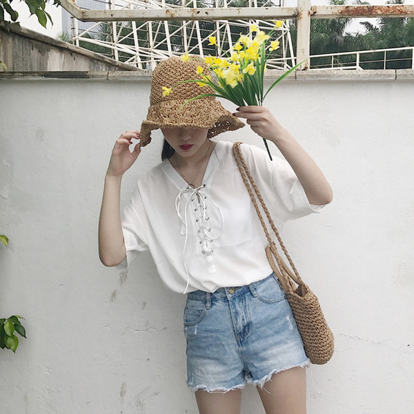 Ежедневна дамска риза с 3/4 ръкав и V-образно деколте с връзки